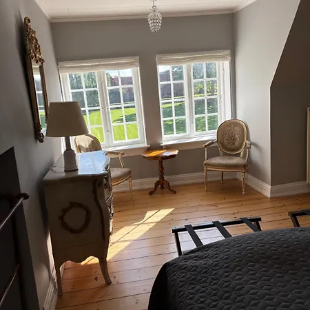 게스트하우스 Risinge Herregard