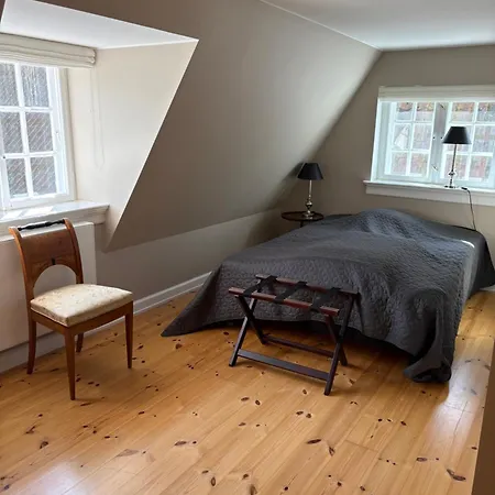 Risinge Herregard * Ullerslev