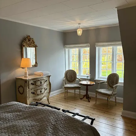 Risinge Herregård Gæstehus *