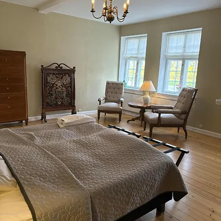 Risinge Herregård *